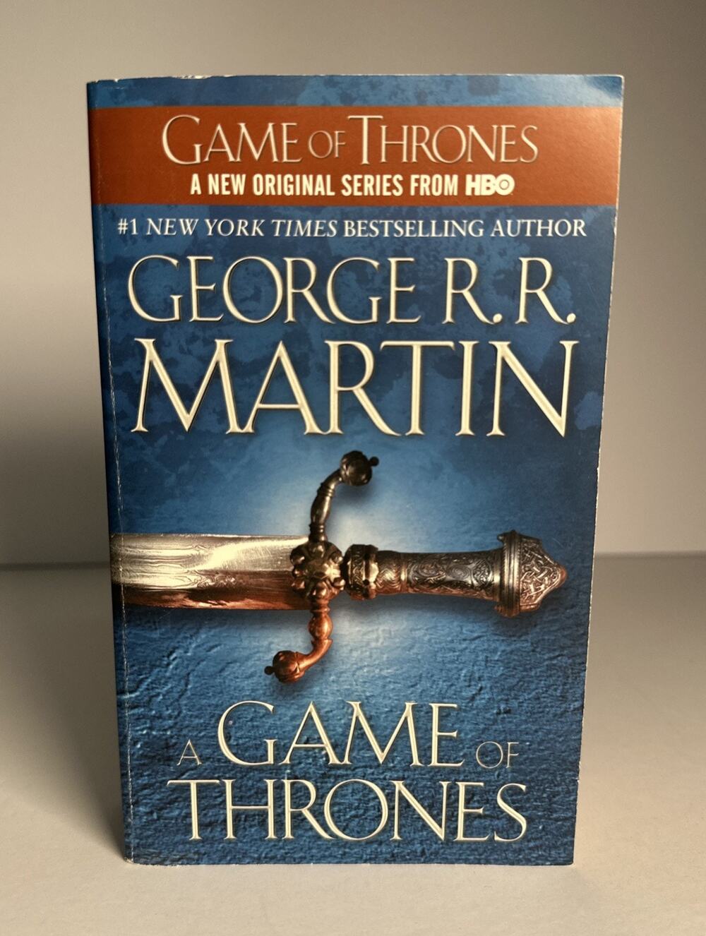 A Game of Thrones (A Song of Ice and Fire, Book 1) By Martin, George R.R. - GOOD